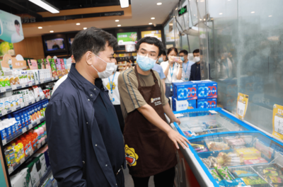 張近東開啟“零售服務(wù)商”新賽道 蘇寧零售云進(jìn)軍社區(qū)服裝服飾零售